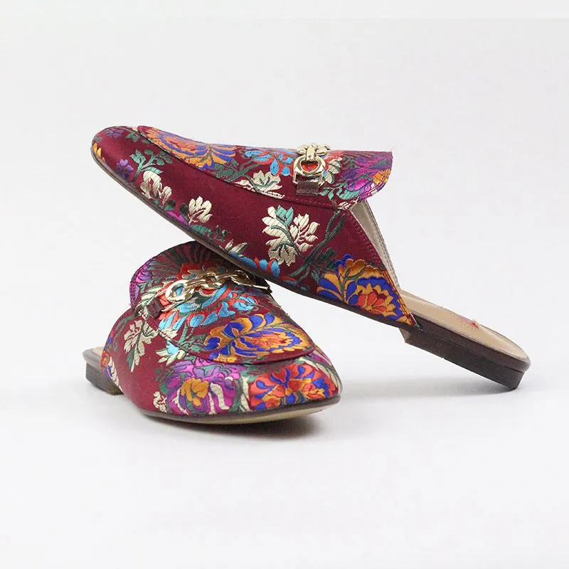 2023 Genuine Leather Summer Shoes Slip On Large Size Embroidery Flat With Slingback Outside Slippers