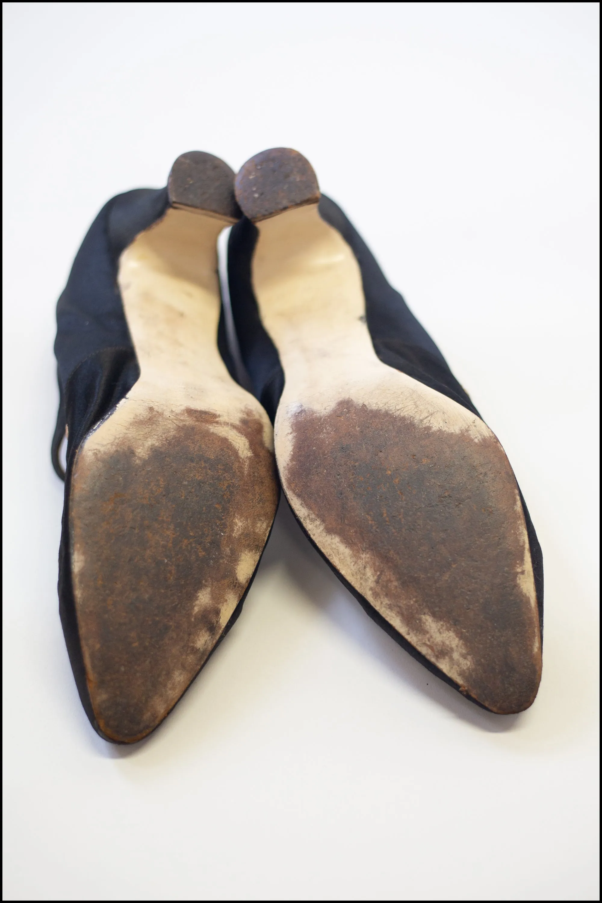 Antique 1950s Black Silk Embroidered Shoes Size 5