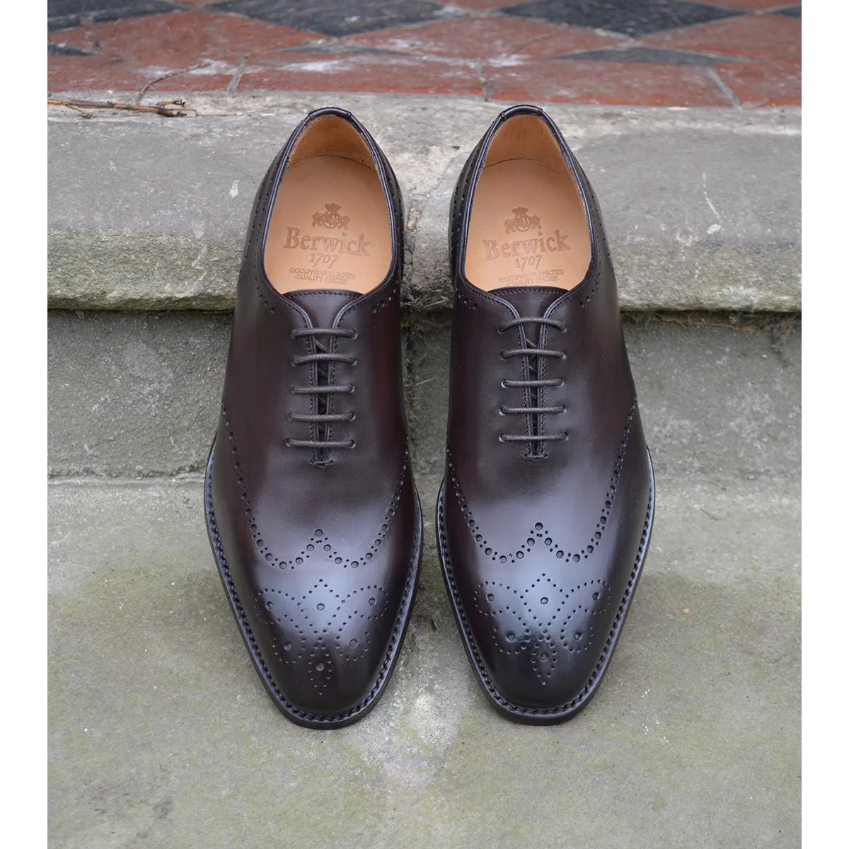 Berwick 1707 Brogue Wholecut (5556) - Moka