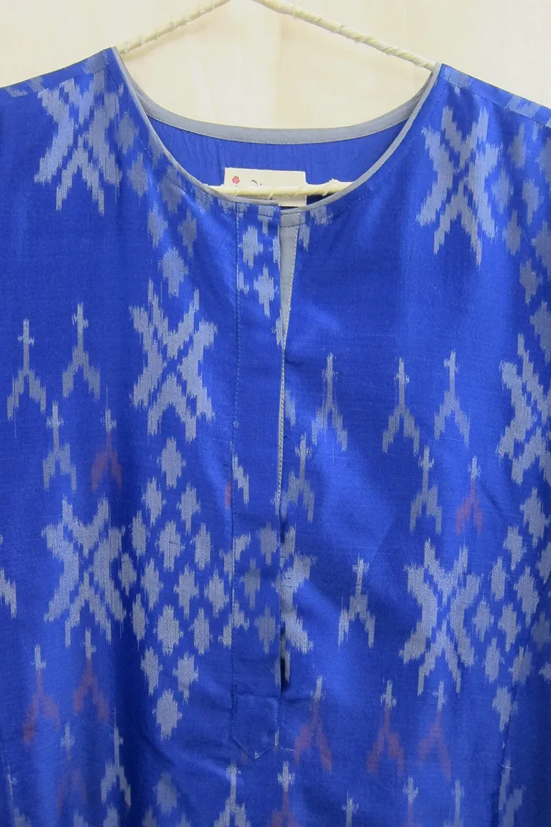 Firoza Starburst Placket Silk Ikat Kurta