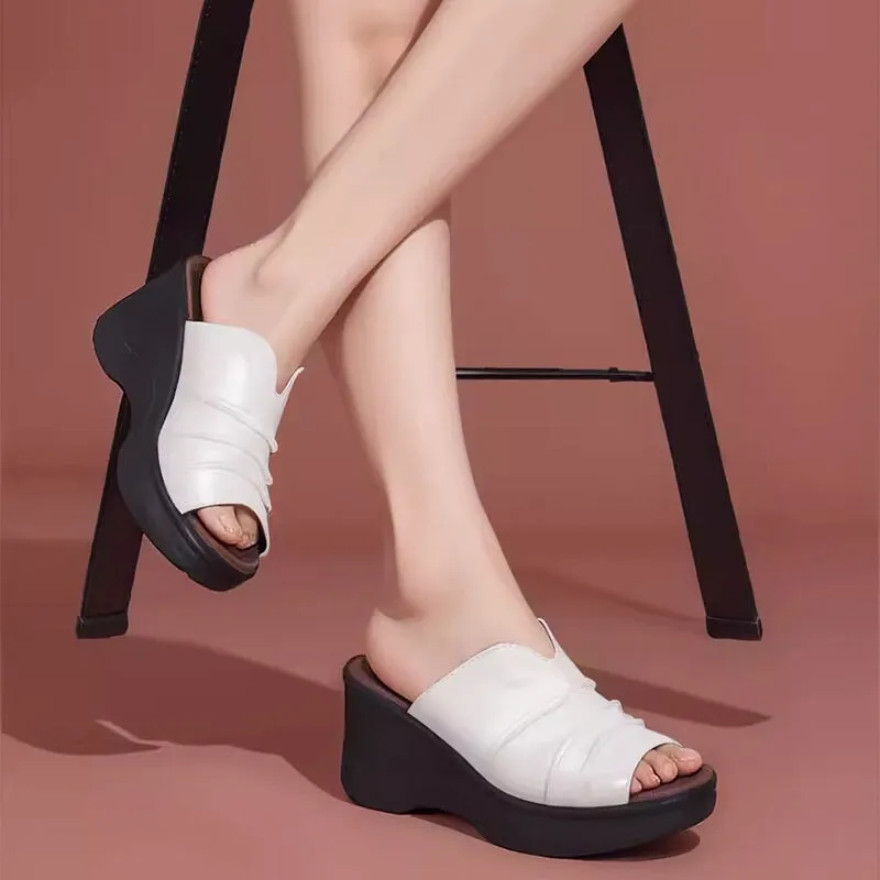 Fold Design Leather Slide Sandals For Women Peep Toe Platform Slippers in Black/White