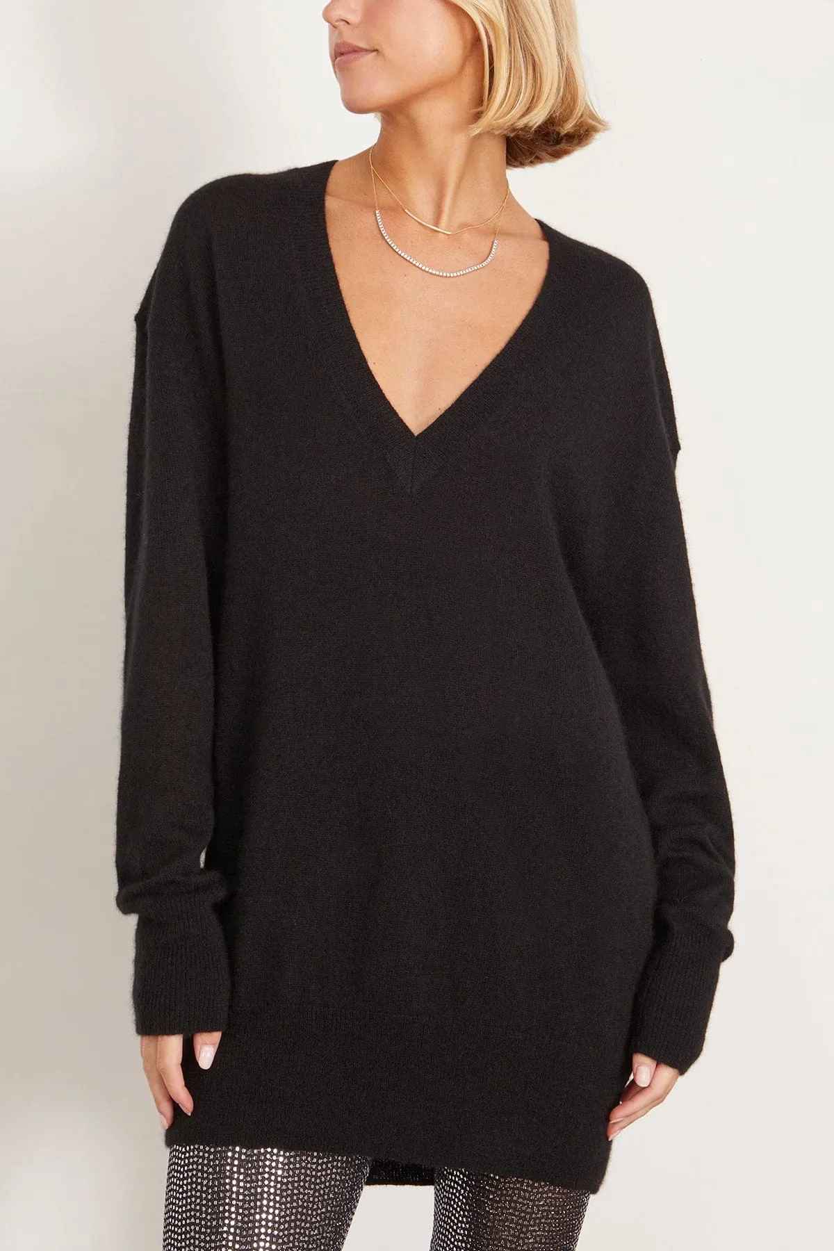 Larana Oversized V-Neck Sweater in Black