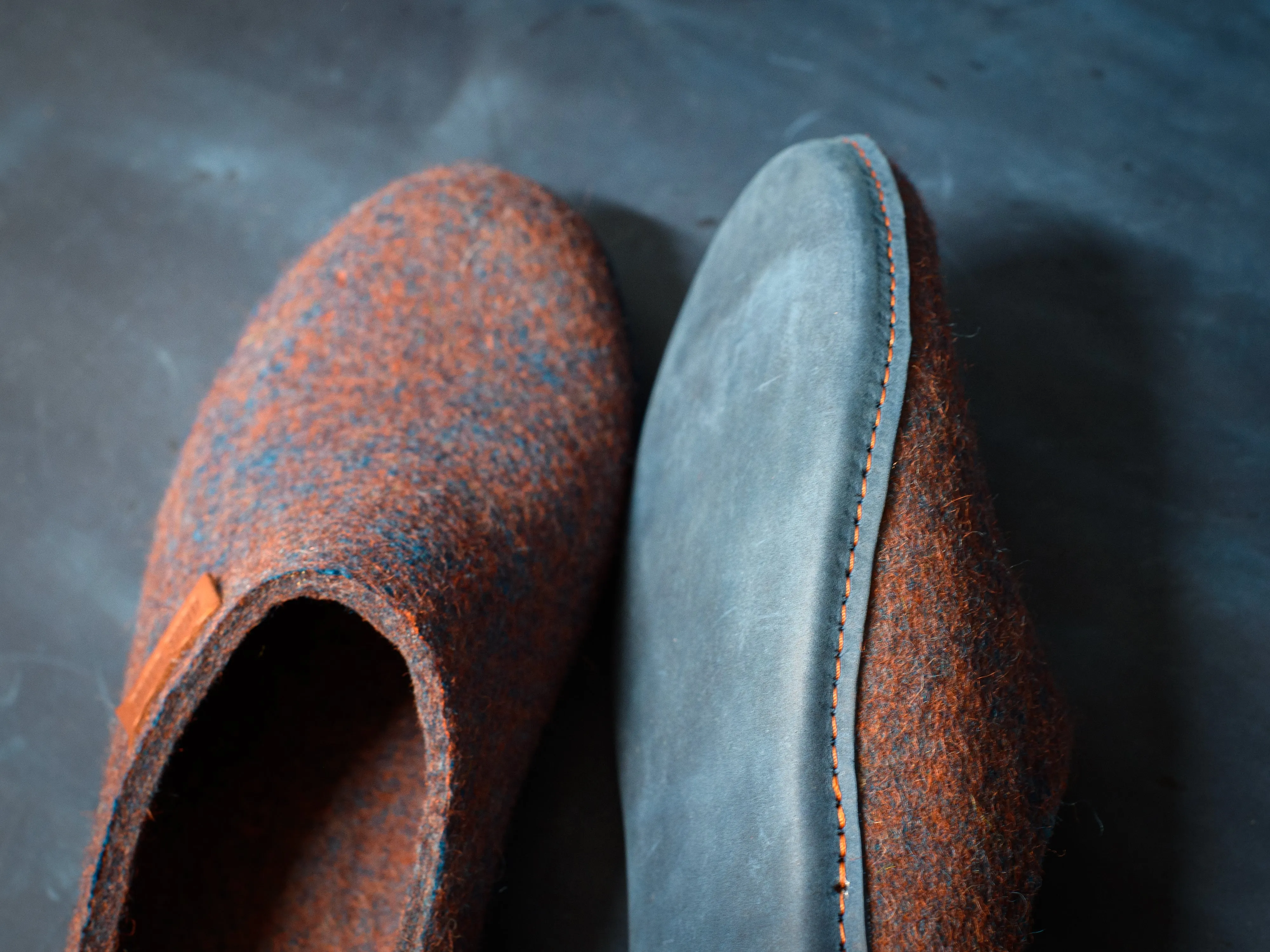 Men's Classic Wool Slippers - Rusted Mix