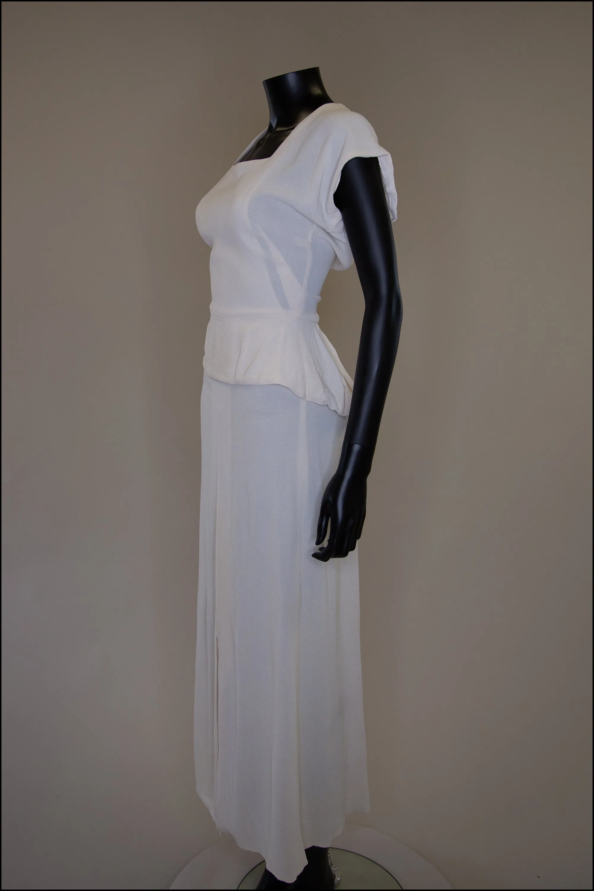 Vintage 1940s Cream Crepe Maxi Dress